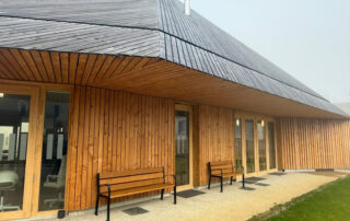 Fenêtre en bois pour collectivités